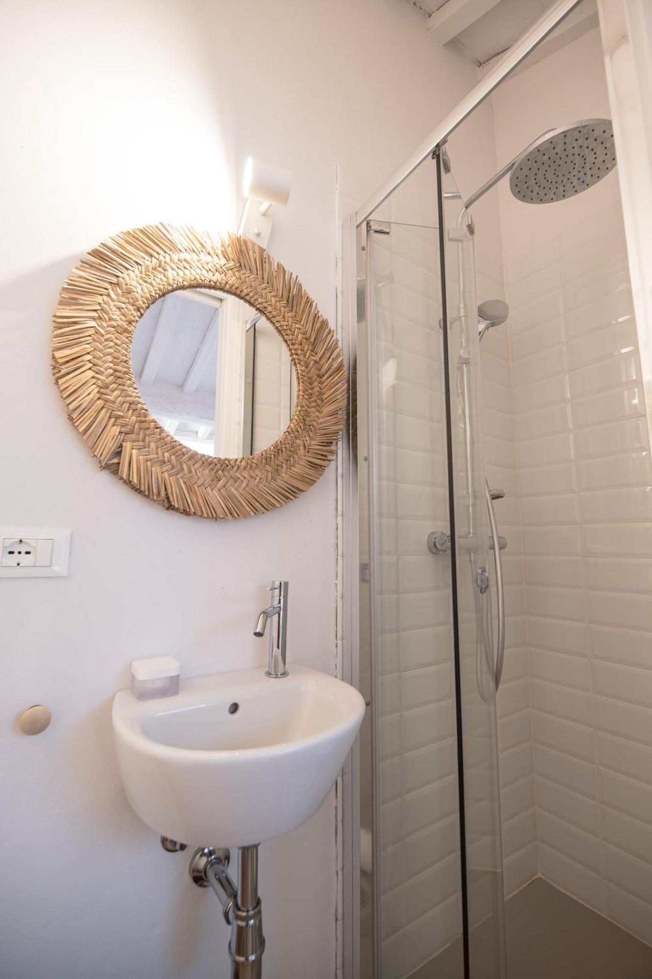 Saliscendi Apartment Pietrasanta Bagian luar foto