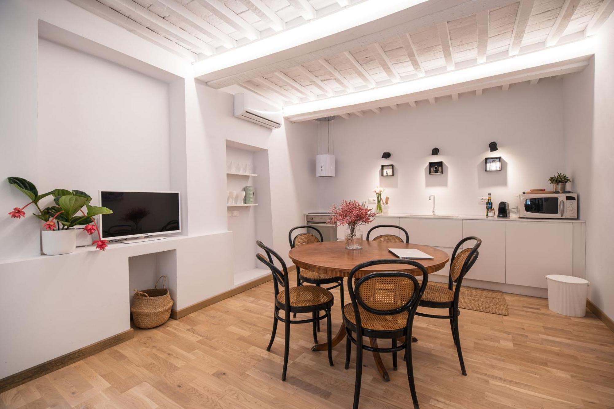 Saliscendi Apartment Pietrasanta Bagian luar foto